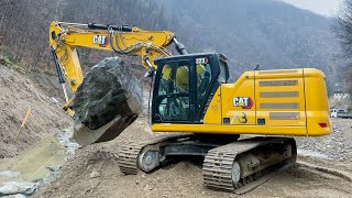 COSTRUZIONE SCOGLIERA con CATERPILLAR 323 amp HITACHI 240 [upl. by Siloum113]