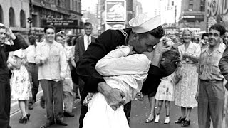 Kissing the war goodbye Remembering iconic photo 70 years after VJ day [upl. by Gnihc658]