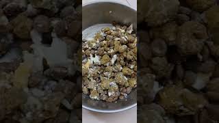 Pedigree  Dog food kaise de [upl. by Aseram]