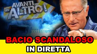 CONDUTTORI TV reagiscono a BACIO SHOCK in diretta [upl. by Atsejam372]