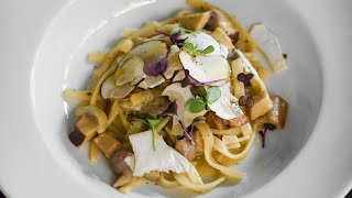 Fettuccine ai Funghi Porcini  Le Ricette di Molto Italiano [upl. by Skipp]