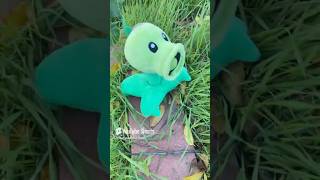 PVZ Replanted episode 1 pvz plantsvszombies plush peashooter [upl. by Lancey]