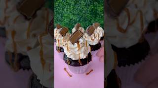 salted caramel truffle cupcakes 🧁✨ cupcake cupcakedecorating homebaker [upl. by Egwan883]