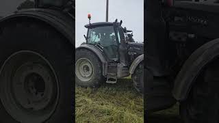 Valtra mit Kuhn GA 8030 Schwader [upl. by Adyaj475]