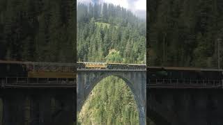 R11 auf dem WiesnerViadukt trainspotting davos graubünden switzerland [upl. by Yellek]