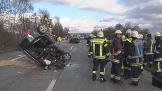 A92 Geisterfahrer verursacht zwei Unfälle und stirbt [upl. by Yerhcaz]