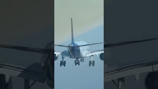 A340600 SCREAMING OVERHEAD LANDING aviation amsterdam airbus [upl. by Claudina]