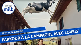 La vache Lovely sème des adeptes de parkour à la campagne  Spot publicitaire  Swissmilk 2017 [upl. by Lenna]