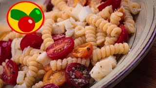 Ensalada de pasta con Tomates cherry y Mozzarella  Fria o Caliente  Macarrones Fusilli o Penne [upl. by Ardnuahc]