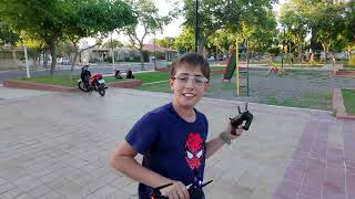 niños jugando en la plaza DJI NEO SG700 [upl. by Ilan995]