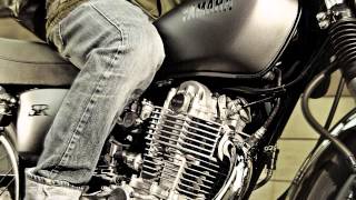 Yamaha SR400 Introduction [upl. by Jenine]