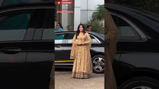 Rashmika Mandanna dancing on quotsaami saami song shortsfeed [upl. by Eixor]