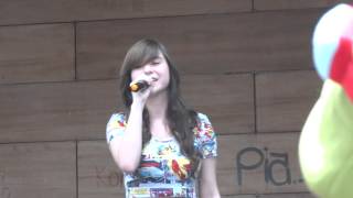 Ilonka Obilinovic cantando en Otakus vs Frikis 2014 Parte 2 [upl. by Idihsar]