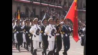 Delegacion de Fuerzas Armadas China en Desfile del Bicentenario Mexico [upl. by Eannej]