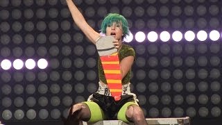 Paramore  Monumentour Near Complete Performance 720p Live in Hartford CT 6192014 [upl. by Nasas220]