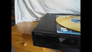 Laserdisc Pionner CLD1200 [upl. by Yahs]