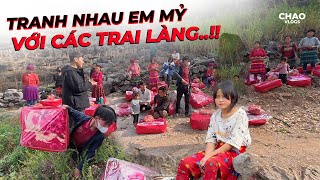 Cả Làng Cười Tít Thò Lò Khi Được Mang Cái Ấm Đến Tận Tay Cho Mùa Đông Lạnh Lẽo [upl. by Brink]