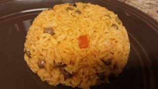 How to make easy Rice with Pigeon Peas Arroz con Gndules [upl. by Norramic305]