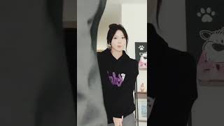 Chinese TikTok Dance synthwave short [upl. by Beuthel]