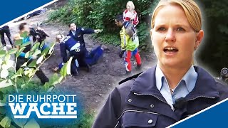 ANGRIFF DER FAMILIENBANDE Wilde Rangelei mit MotocrossFahrer  Die Ruhrpottwache  SAT1 [upl. by Eb6]