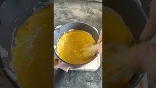 Cheese sauce 1كوب حليب1كوب جبنة شيدرمعلقة كبيرة زبدةمعلقة كبيرة دقيق ملح فلفل اسود لون طعام [upl. by Hitchcock314]