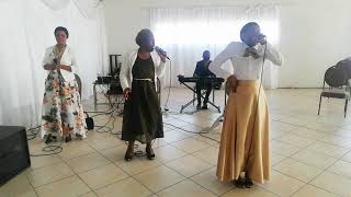 Itende worship Ngcwele [upl. by Seadon270]