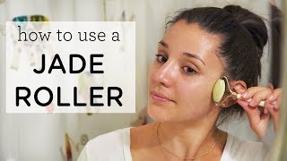 HOW TO USE A JADE ROLLER ‣‣ Reduce Wrinkles amp Eye Bags [upl. by Aicylla]