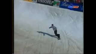 Terje Håkonsen wins again ISF snowboard Halfpipe Leysin 1995 [upl. by Esmaria256]