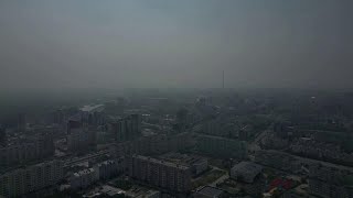 Yakutsk la città più fredda del mondo ora soffoca è circondata da incendi [upl. by Allebara935]