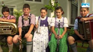 Kinder musizieren in Bayern Die kloane Leobendorfer Tanzlmusi [upl. by Atikihc]