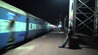 WAP1 CONVERTED TO WAP4 LOCOMOTIVE TERRIFIC ENTRY AND POWERFUL HALT AT GHOLVAD [upl. by Illil133]