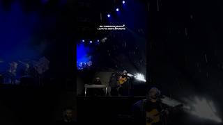 Morat canta “Mil Tormentas” bajo la lluvia ⛈️  Morat ✨ [upl. by Aivon468]