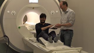 Tomás gets an MRI of his brain  توماس يجري تصوير الرنين المغناطيسي للدماغ [upl. by Asilrak]