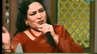 Tasawar Khanum  Agar Tum Mil Jao Zamana Chor Denge Hum Mehfil E Shab PTV [upl. by Aihsak]