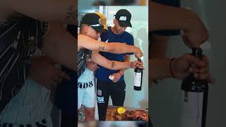 COMO ABRIR UN VINO sin sacacorchos 🍷 mds twitchclips diy dailyvlog youtubeshorts shorts [upl. by Cecilius]