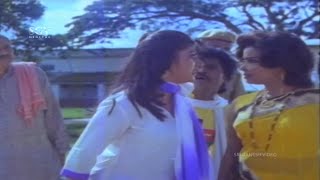 ಕೈ ಬಿಡೇಲೈ ಬಿತ್ರಿ  Best Comedy Scene  Rani Maharani Kannada Movie  Malashree  Umashree  Doddanna [upl. by Sukramed372]