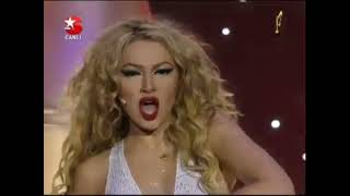 Hadise Altın Kelebek Ödül Töreni 2011 FULL HD 1080p HQ [upl. by Anirda379]