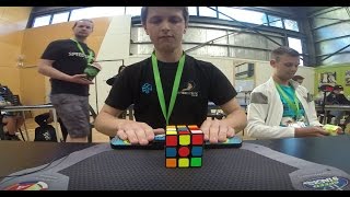 Feliks Zemdegs rompe Récord mundial 3x3 473s  Rubik´s Cube World Record [upl. by Ttelrats320]