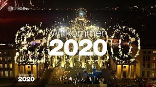 Jahreswechsel 20192020  Feuerwerk  Silvester 2019 am Brandenburger Tor Willkommen 2020 [upl. by Gabriela]