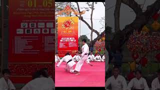 Đòn tinh hoa karate🥋 the best karate’s moves in fight defence martialarts karate loitrankarate [upl. by Anitnegra]