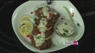 Studio 10seafood cakes with remoulade sauce from felixs fish camp [upl. by Crescen]