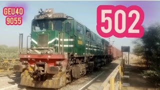 don 502 with GEU40 9055 passing from jahanian station great video [upl. by Niki151]