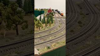 O Scale trains speed past at the Minnesota Twin Cities Model railroad show [upl. by Harol592]