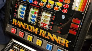 Random Runner Gokkast 1988 Rouvoet Electronics Dutch Slot Machine [upl. by Divad940]