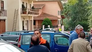 Racalmuto tensione e paura per donna barricata in casa con 2 figli  IL DETTAGLIO ONLINE [upl. by Yart56]