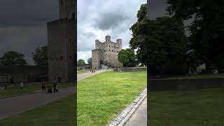 Rochester Castle  Stunning castle ruin in the South East of England [upl. by Cotterell]