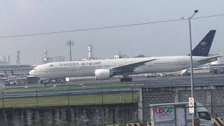 Saudia Boeing 7773FGER HZAK32 taxiing to Terminal 1SV862 [upl. by Minor770]