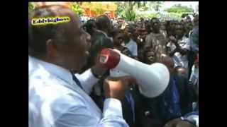 ALI BONGO A LARBRE A PALABRES DE LUNIVERSITE OMAR BONGO [upl. by Eednil254]