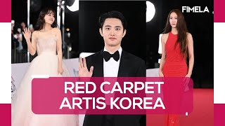 Penampilan Bintang Korea di Red Carpet Blu Dragon Film Awards ke44 [upl. by Portwine]