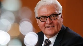 GauckNachfolger gefunden FrankWalter Steinmeier soll Bundespräsident werden 14112016 [upl. by Kadner454]